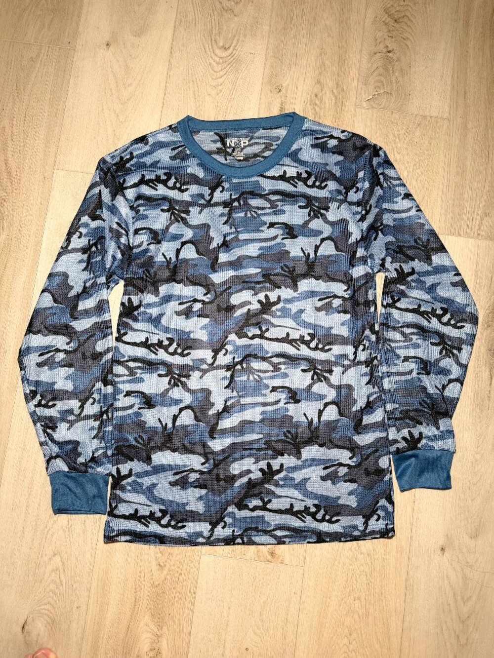 Northern Explosion‎ Blue Camo Thermal Shirt Size Large – Excellent Condition
